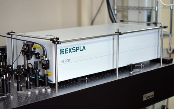 ナノ秒パルス波長可変レーザーシステム