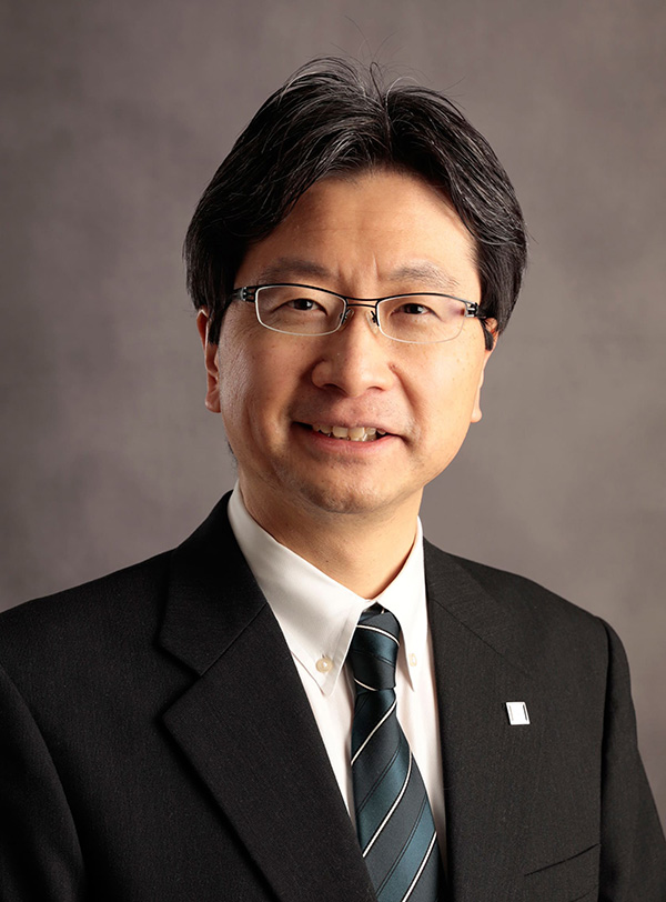 教授、博士（工学）