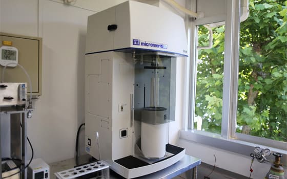 Gas Adsorption Analyzer